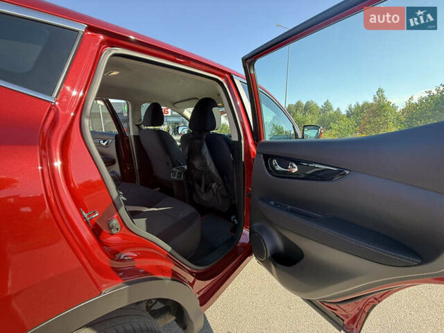 Червоний Ніссан Кашкай, об'ємом двигуна 1.2 л та пробігом 56 тис. км за 15000 $, фото 15 на Automoto.ua