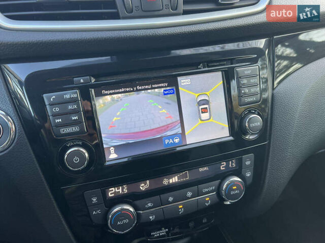 Красный Ниссан Кашкай, объемом двигателя 1.6 л и пробегом 105 тыс. км за 16600 $, фото 64 на Automoto.ua