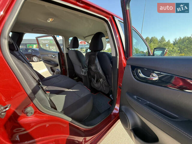 Червоний Ніссан Кашкай, об'ємом двигуна 1.2 л та пробігом 56 тис. км за 15000 $, фото 14 на Automoto.ua