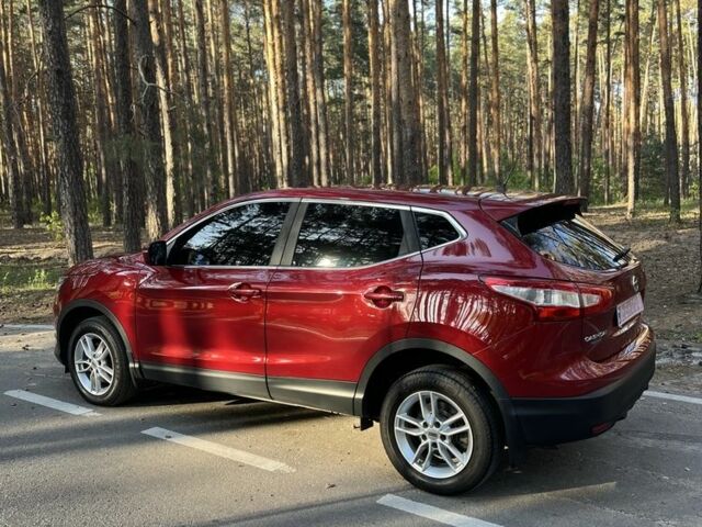 Красный Ниссан Кашкай, объемом двигателя 1.2 л и пробегом 130 тыс. км за 13900 $, фото 11 на Automoto.ua