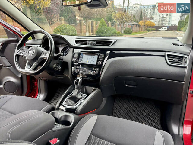 Червоний Ніссан Кашкай, об'ємом двигуна 1.2 л та пробігом 140 тис. км за 12200 $, фото 26 на Automoto.ua