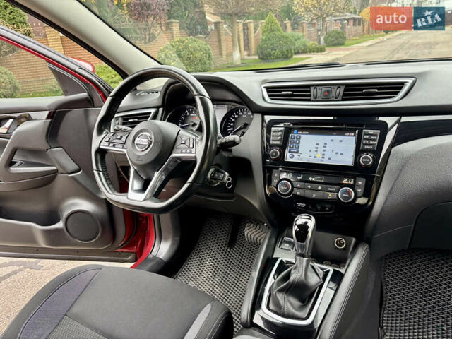Червоний Ніссан Кашкай, об'ємом двигуна 1.2 л та пробігом 140 тис. км за 12200 $, фото 28 на Automoto.ua