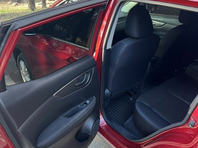 Красный Ниссан Кашкай, объемом двигателя 1.2 л и пробегом 130 тыс. км за 13900 $, фото 13 на Automoto.ua