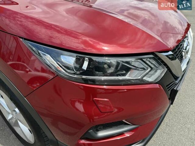 Красный Ниссан Кашкай, объемом двигателя 2 л и пробегом 51 тыс. км за 17900 $, фото 5 на Automoto.ua