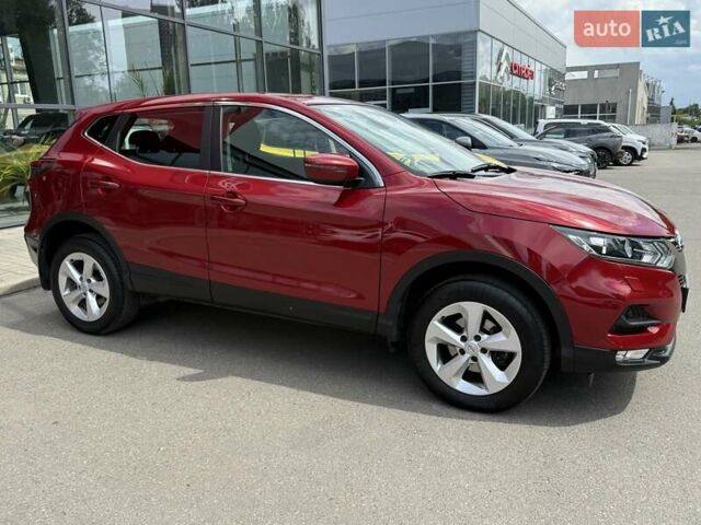 Красный Ниссан Кашкай, объемом двигателя 2 л и пробегом 51 тыс. км за 17900 $, фото 3 на Automoto.ua