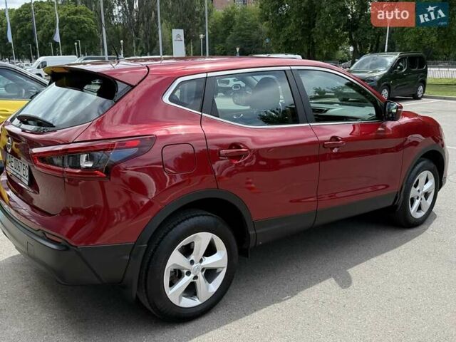 Красный Ниссан Кашкай, объемом двигателя 2 л и пробегом 51 тыс. км за 17900 $, фото 2 на Automoto.ua