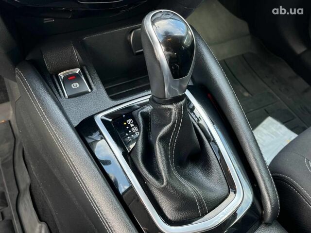 Ніссан Кашкай 2019 у Львові на Automoto.ua Червоний Ніссан Кашкай, об'ємом двигуна 1.2 л та пробігом 101 тис. км за 15990 $, фото 18 на Automoto.ua