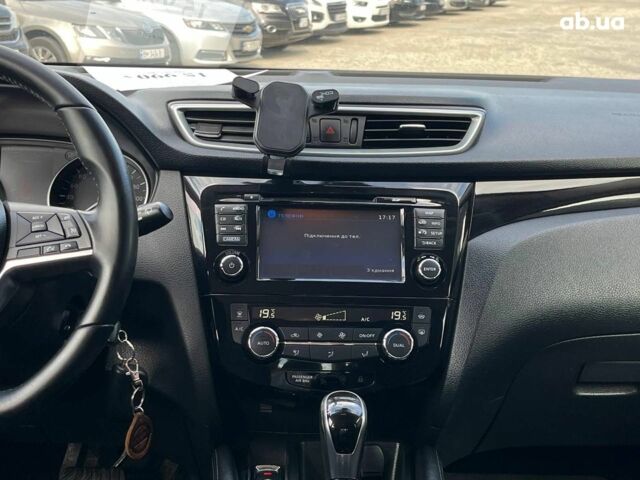 Ніссан Кашкай 2019 у Львові на Automoto.ua Червоний Ніссан Кашкай, об'ємом двигуна 1.2 л та пробігом 101 тис. км за 15990 $, фото 32 на Automoto.ua