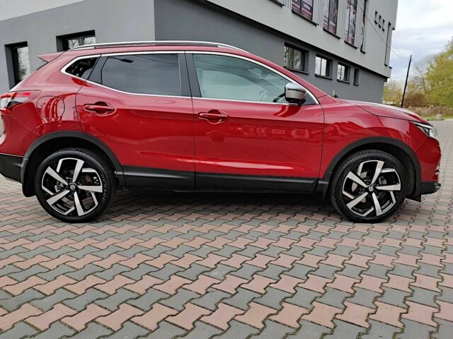 Красный Ниссан Кашкай, объемом двигателя 1.5 л и пробегом 31 тыс. км за 11000 $, фото 7 на Automoto.ua