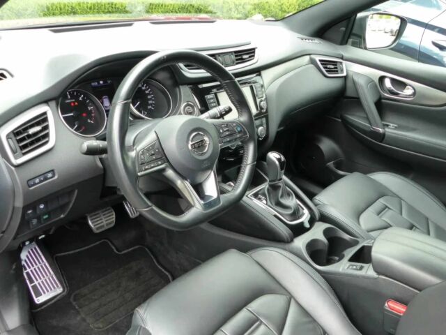 Красный Ниссан Кашкай, объемом двигателя 1.4 л и пробегом 44 тыс. км за 12000 $, фото 5 на Automoto.ua