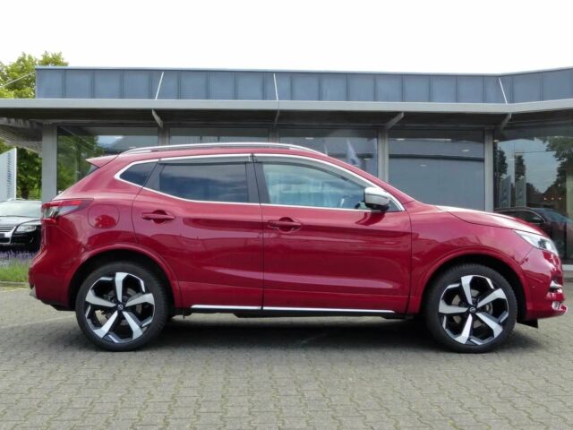 Красный Ниссан Кашкай, объемом двигателя 1.4 л и пробегом 44 тыс. км за 12000 $, фото 4 на Automoto.ua