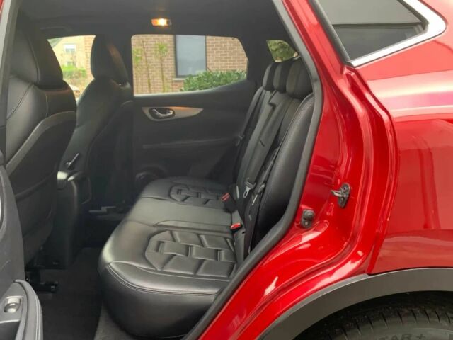 Красный Ниссан Кашкай, объемом двигателя 1.6 л и пробегом 48 тыс. км за 9000 $, фото 13 на Automoto.ua