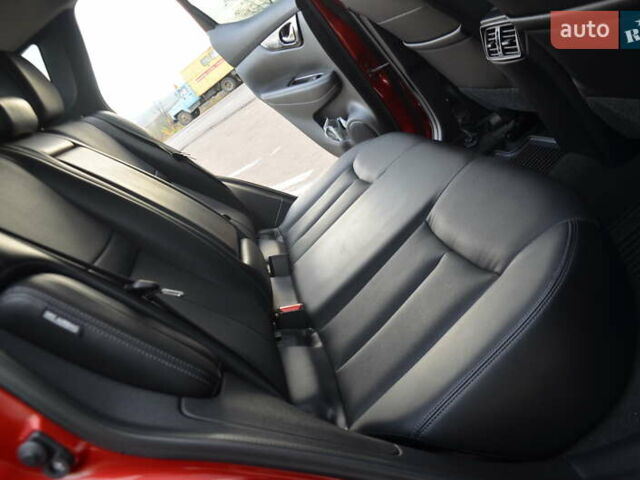 Червоний Ніссан Кашкай, об'ємом двигуна 2 л та пробігом 54 тис. км за 17999 $, фото 56 на Automoto.ua