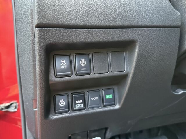 Красный Ниссан Кашкай, объемом двигателя 2 л и пробегом 87 тыс. км за 16800 $, фото 14 на Automoto.ua