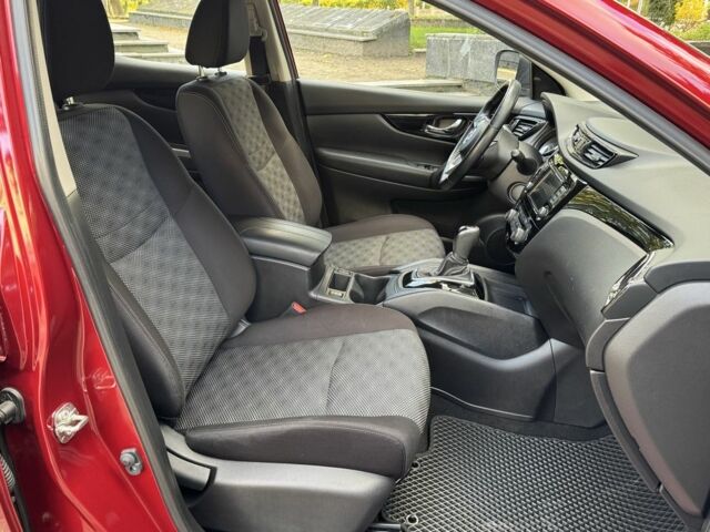 Красный Ниссан Кашкай, объемом двигателя 2 л и пробегом 87 тыс. км за 16800 $, фото 20 на Automoto.ua