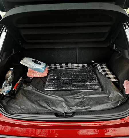 Красный Ниссан Кашкай, объемом двигателя 1.33 л и пробегом 42 тыс. км за 27100 $, фото 21 на Automoto.ua