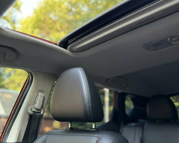 Красный Ниссан Кашкай, объемом двигателя 2 л и пробегом 54 тыс. км за 17800 $, фото 59 на Automoto.ua