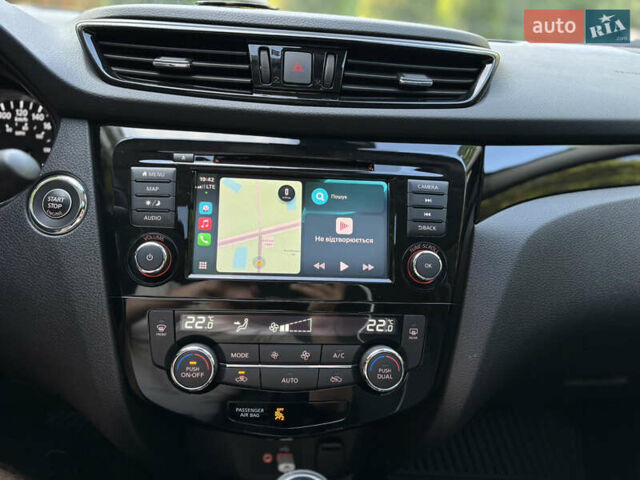 Красный Ниссан Кашкай, объемом двигателя 2 л и пробегом 54 тыс. км за 17800 $, фото 60 на Automoto.ua