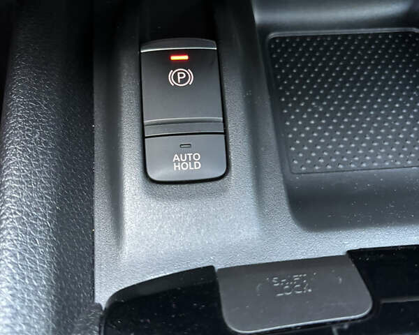 Красный Ниссан Кашкай, объемом двигателя 2 л и пробегом 54 тыс. км за 17800 $, фото 62 на Automoto.ua