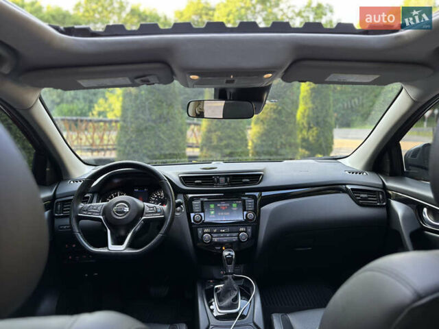 Красный Ниссан Кашкай, объемом двигателя 2 л и пробегом 54 тыс. км за 17800 $, фото 55 на Automoto.ua