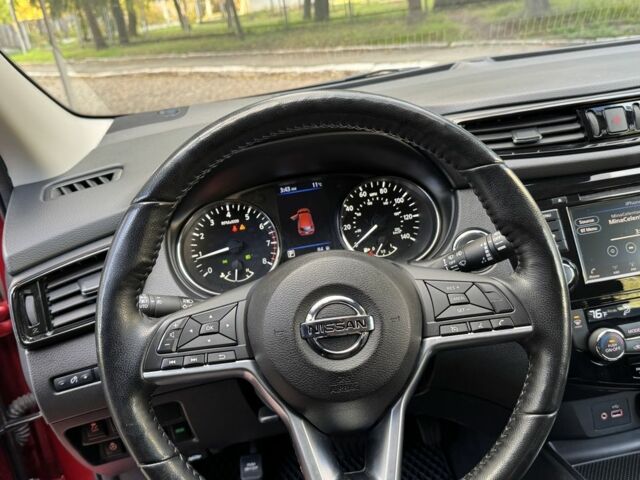 Красный Ниссан Кашкай, объемом двигателя 2 л и пробегом 87 тыс. км за 16800 $, фото 13 на Automoto.ua