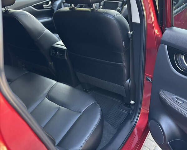 Красный Ниссан Кашкай, объемом двигателя 2 л и пробегом 54 тыс. км за 17800 $, фото 50 на Automoto.ua