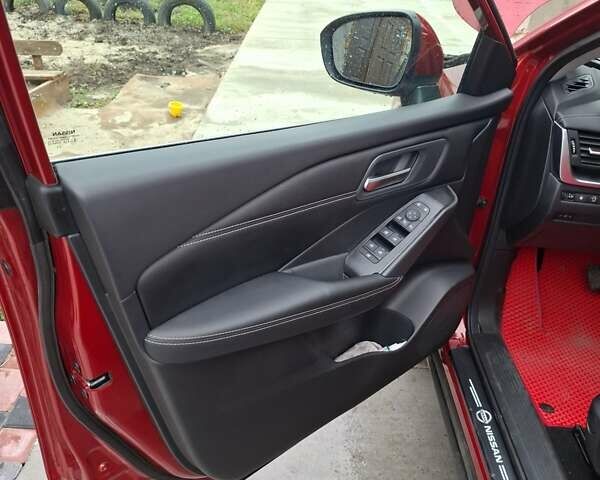 Красный Ниссан Кашкай, объемом двигателя 1.33 л и пробегом 34 тыс. км за 29495 $, фото 32 на Automoto.ua