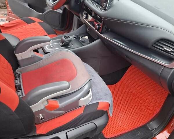 Красный Ниссан Кашкай, объемом двигателя 1.33 л и пробегом 34 тыс. км за 29495 $, фото 16 на Automoto.ua