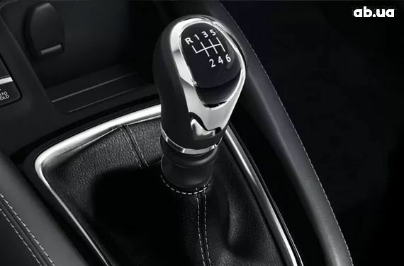 Ніссан Кашкай, об'ємом двигуна 1.3 л та пробігом 1 тис. км за 27566 $, фото 12 на Automoto.ua