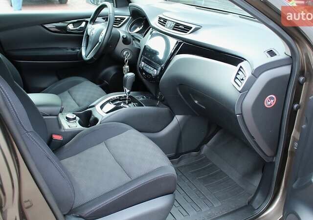 Ниссан Кашкай, объемом двигателя 2 л и пробегом 88 тыс. км за 17245 $, фото 4 на Automoto.ua