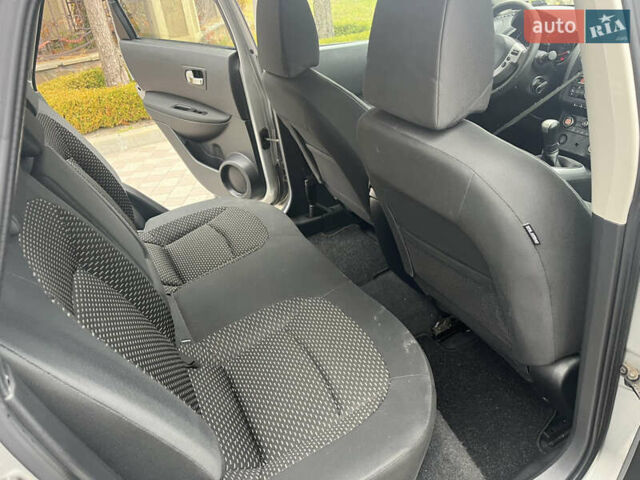 Ниссан Кашкай, объемом двигателя 1.6 л и пробегом 151 тыс. км за 6000 $, фото 31 на Automoto.ua