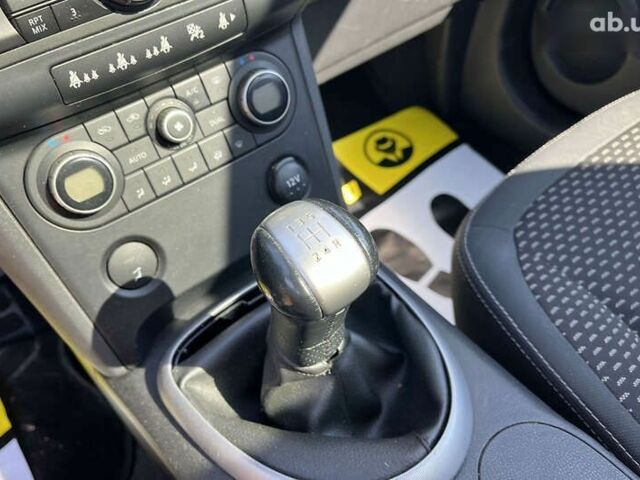 Ниссан Кашкай, объемом двигателя 1.6 л и пробегом 201 тыс. км за 8600 $, фото 14 на Automoto.ua