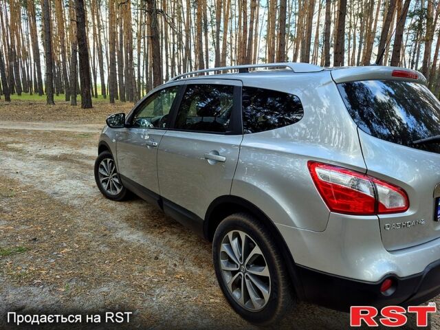 Ниссан Кашкай, объемом двигателя 2 л и пробегом 208 тыс. км за 10900 $, фото 4 на Automoto.ua