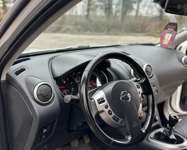 Ниссан Кашкай, объемом двигателя 1.5 л и пробегом 232 тыс. км за 9500 $, фото 22 на Automoto.ua