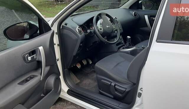 Ниссан Кашкай, объемом двигателя 1.5 л и пробегом 211 тыс. км за 10800 $, фото 9 на Automoto.ua