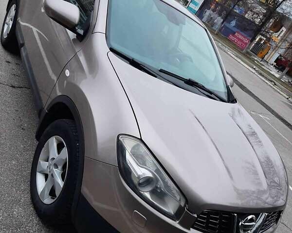 Ниссан Кашкай, объемом двигателя 2 л и пробегом 240 тыс. км за 10000 $, фото 4 на Automoto.ua
