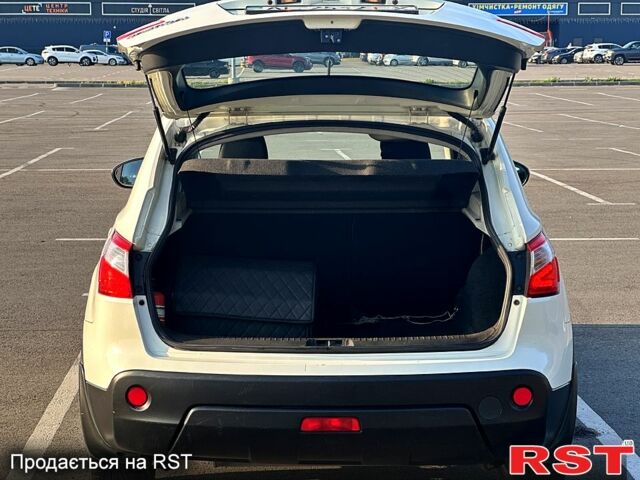 Ниссан Кашкай, объемом двигателя 1.6 л и пробегом 224 тыс. км за 9500 $, фото 6 на Automoto.ua