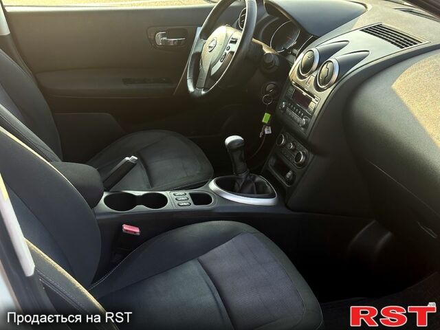 Ниссан Кашкай, объемом двигателя 1.6 л и пробегом 224 тыс. км за 9500 $, фото 12 на Automoto.ua