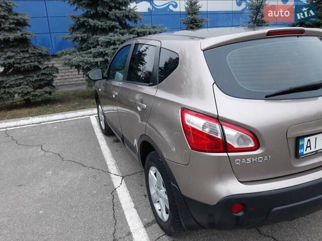 Ниссан Кашкай, объемом двигателя 2 л и пробегом 240 тыс. км за 10000 $, фото 7 на Automoto.ua