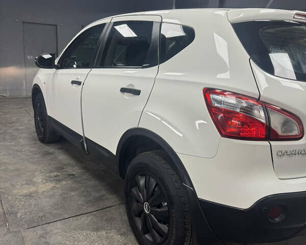 Ниссан Кашкай, объемом двигателя 1.6 л и пробегом 289 тыс. км за 10800 $, фото 2 на Automoto.ua