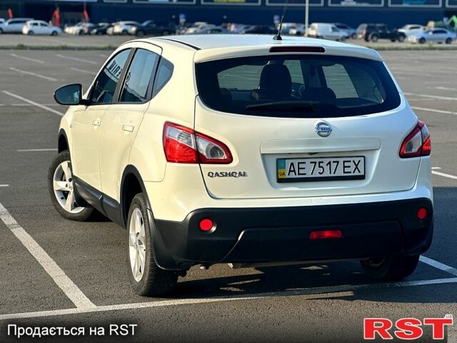 Ниссан Кашкай, объемом двигателя 1.6 л и пробегом 224 тыс. км за 9500 $, фото 5 на Automoto.ua