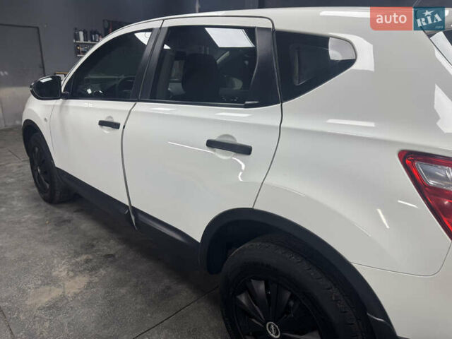 Ниссан Кашкай, объемом двигателя 1.6 л и пробегом 289 тыс. км за 10800 $, фото 3 на Automoto.ua