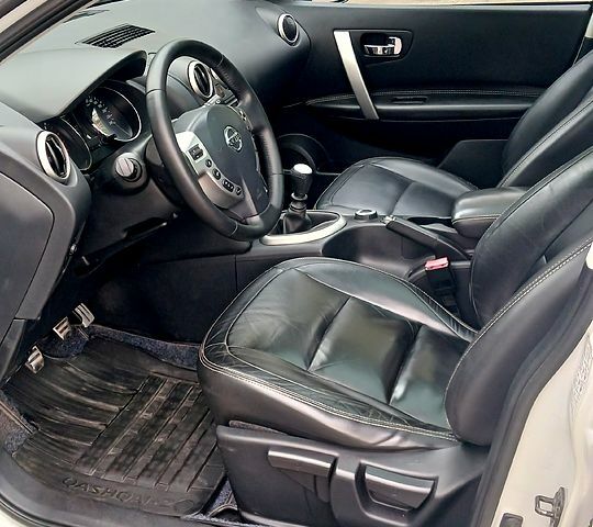 Ніссан Кашкай, об'ємом двигуна 1.6 л та пробігом 215 тис. км за 11550 $, фото 8 на Automoto.ua