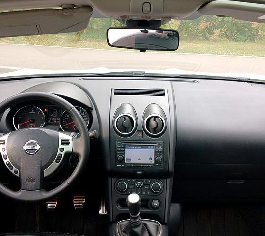 Ніссан Кашкай, об'ємом двигуна 1.6 л та пробігом 215 тис. км за 11550 $, фото 10 на Automoto.ua