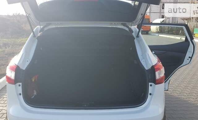 Ниссан Кашкай, объемом двигателя 1.6 л и пробегом 134 тыс. км за 17300 $, фото 5 на Automoto.ua