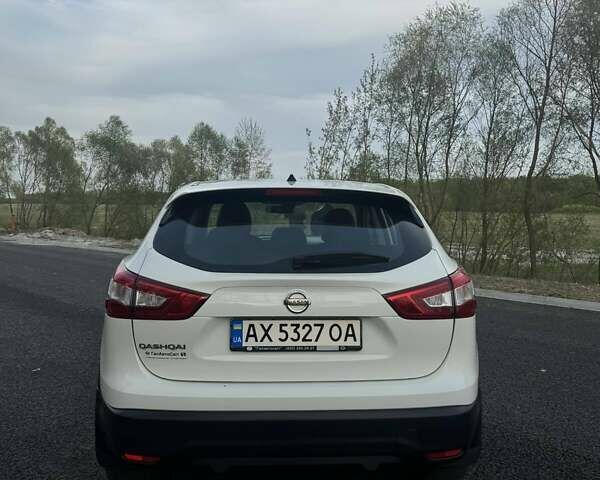 Ниссан Кашкай, объемом двигателя 1.2 л и пробегом 115 тыс. км за 13200 $, фото 4 на Automoto.ua