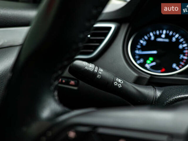 Ниссан Кашкай, объемом двигателя 1.2 л и пробегом 47 тыс. км за 17188 $, фото 14 на Automoto.ua