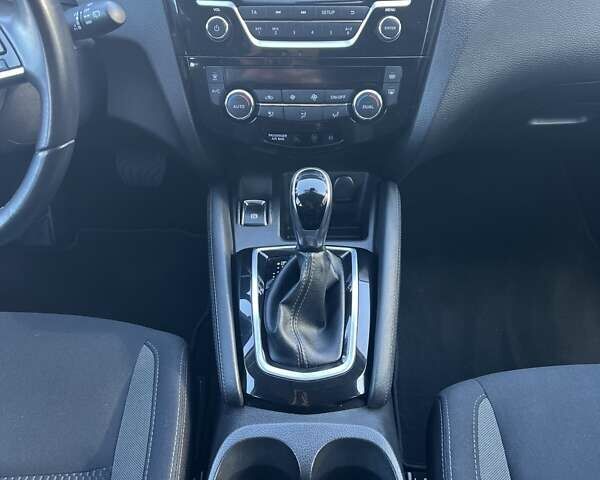 Ниссан Кашкай, объемом двигателя 1.2 л и пробегом 51 тыс. км за 17399 $, фото 39 на Automoto.ua