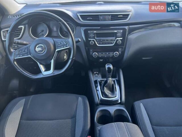 Ниссан Кашкай, объемом двигателя 1.2 л и пробегом 51 тыс. км за 17399 $, фото 41 на Automoto.ua