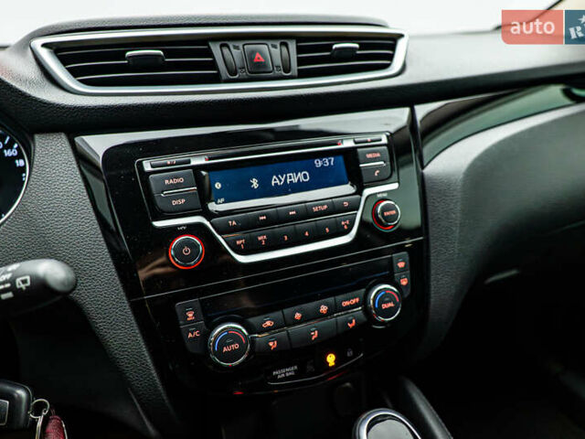 Ниссан Кашкай, объемом двигателя 1.2 л и пробегом 47 тыс. км за 17188 $, фото 15 на Automoto.ua